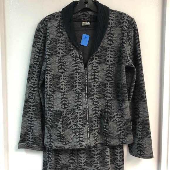 Kiok Dark Gray Two Piece Pants Set - Picture 2 of 8